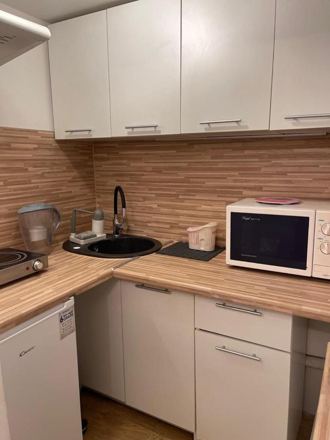 Maly Apartament Z Kuchnia I Lazienka Apartment Szczecin Luaran gambar