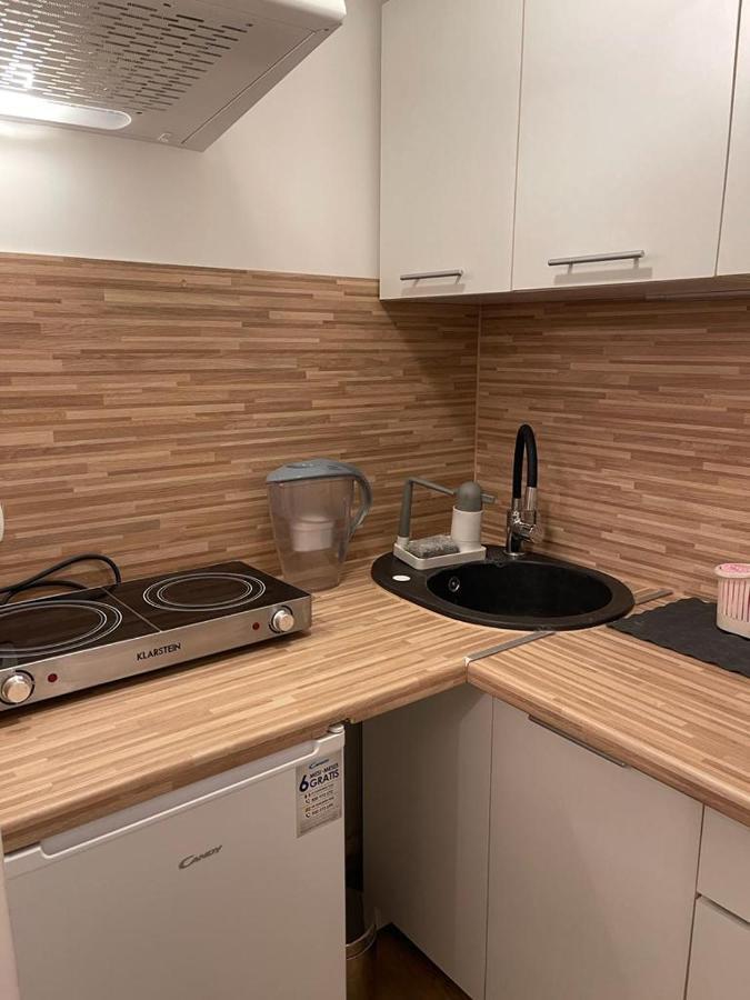 Maly Apartament Z Kuchnia I Lazienka Apartment Szczecin Luaran gambar